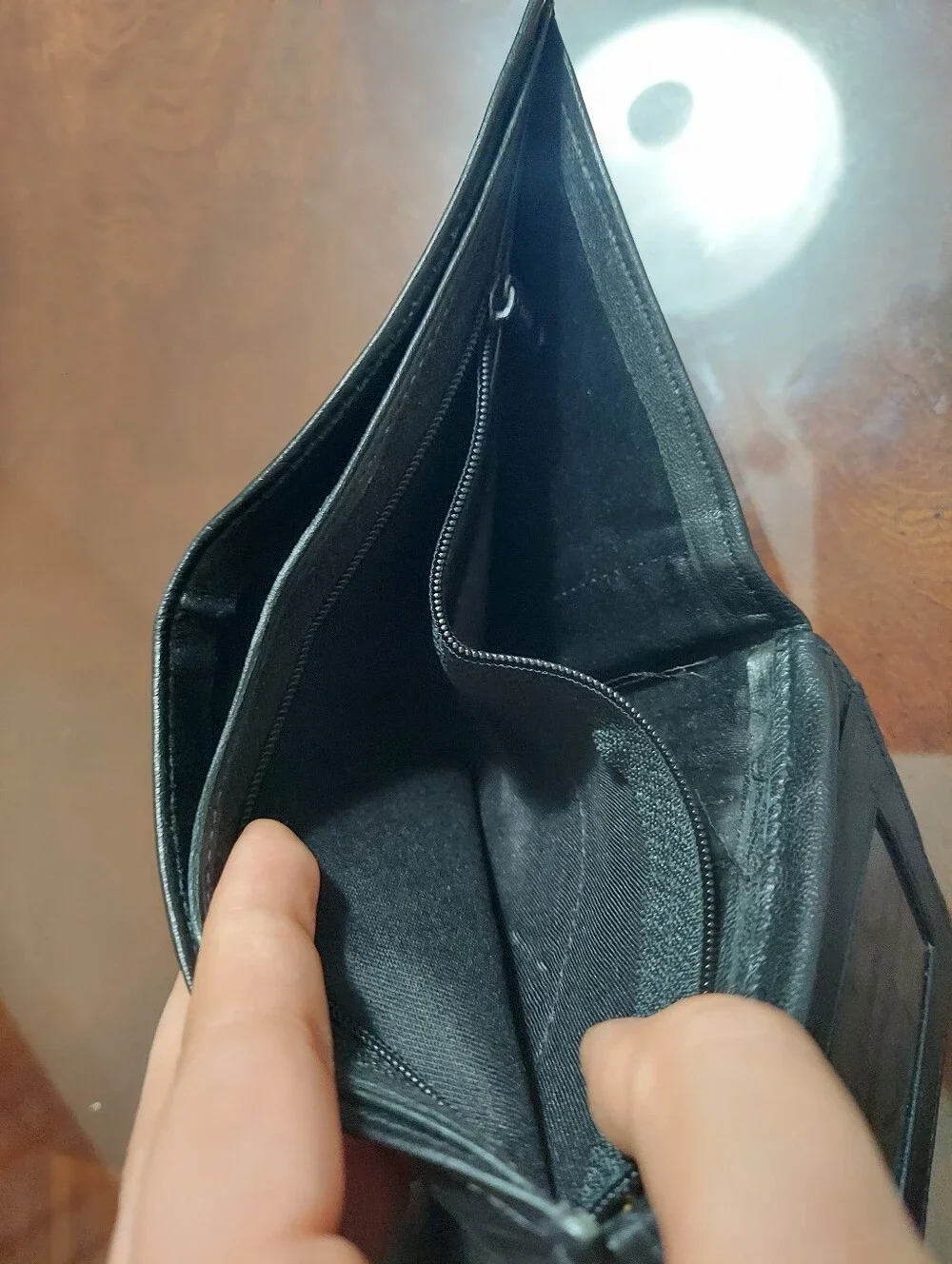 Marshal Genuine Leather Men's Black Bi-Fold Wallet
